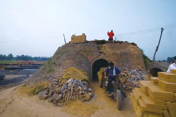 1764592327357194.jpg 39dbda5d6dbb74e2e59b604b07155880.jpg